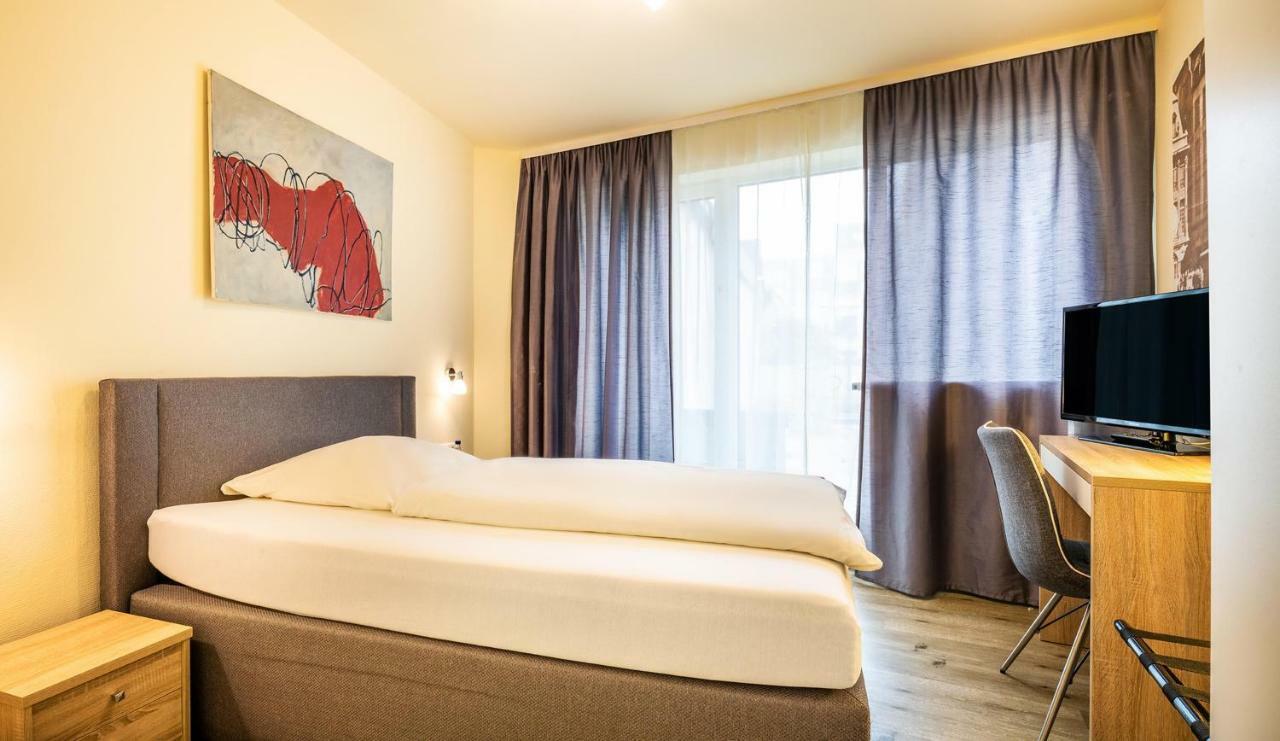 Schroeders City-Style-Hotel Трир Номер фото