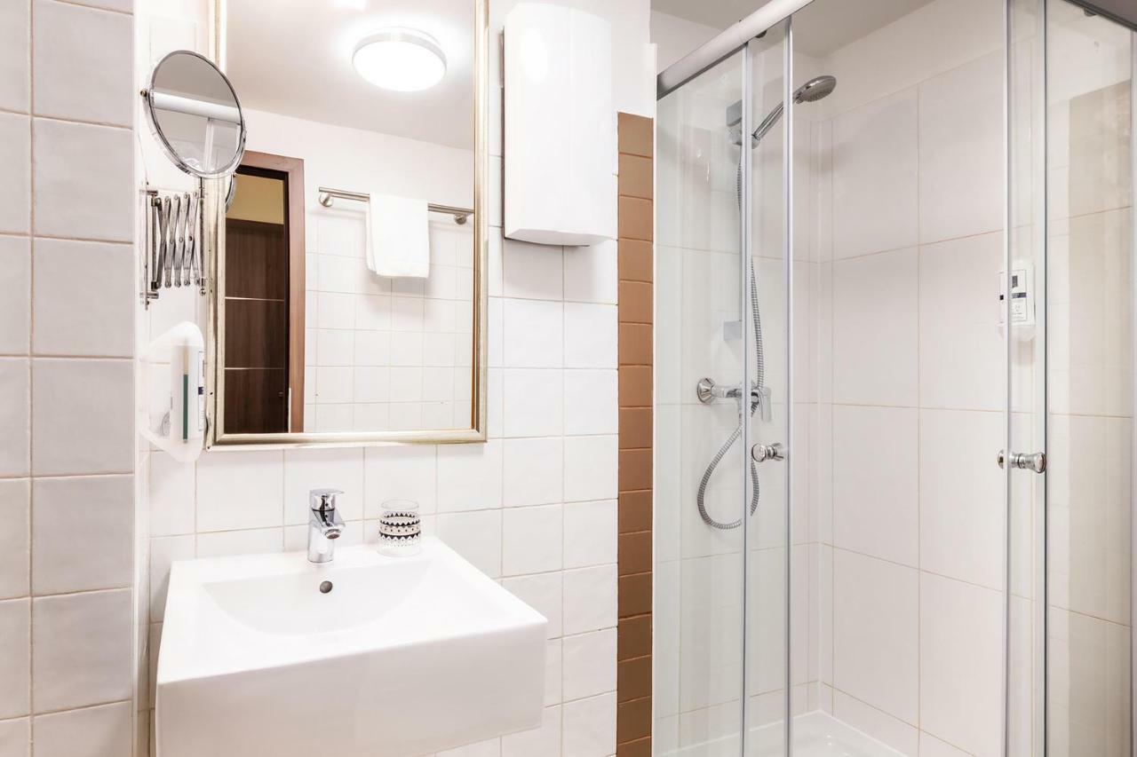 Schroeders City-Style-Hotel Трир Экстерьер фото